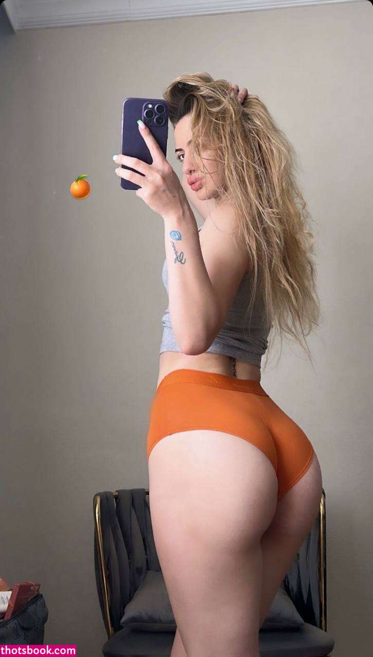 Oznur Guven Photo #93