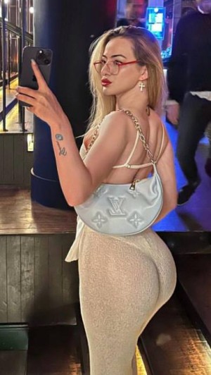 Oznur Guven Photo #89