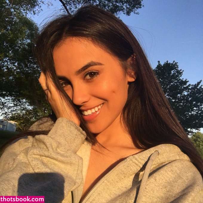 Caryn Marjorie Photo #111