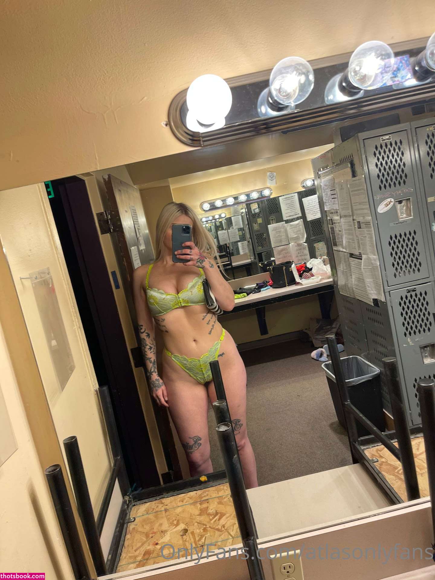 Atlas Anatomy Photo #17