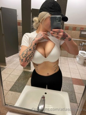 Atlas Anatomy Photo #38