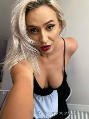 Peachyxpebble Photo #92