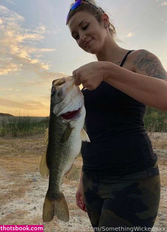 Somethingwickedxxx Photo #17