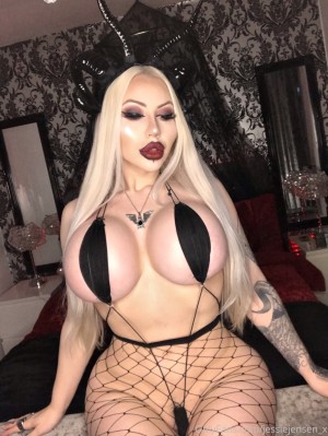 Jessie Jensen Photo #51