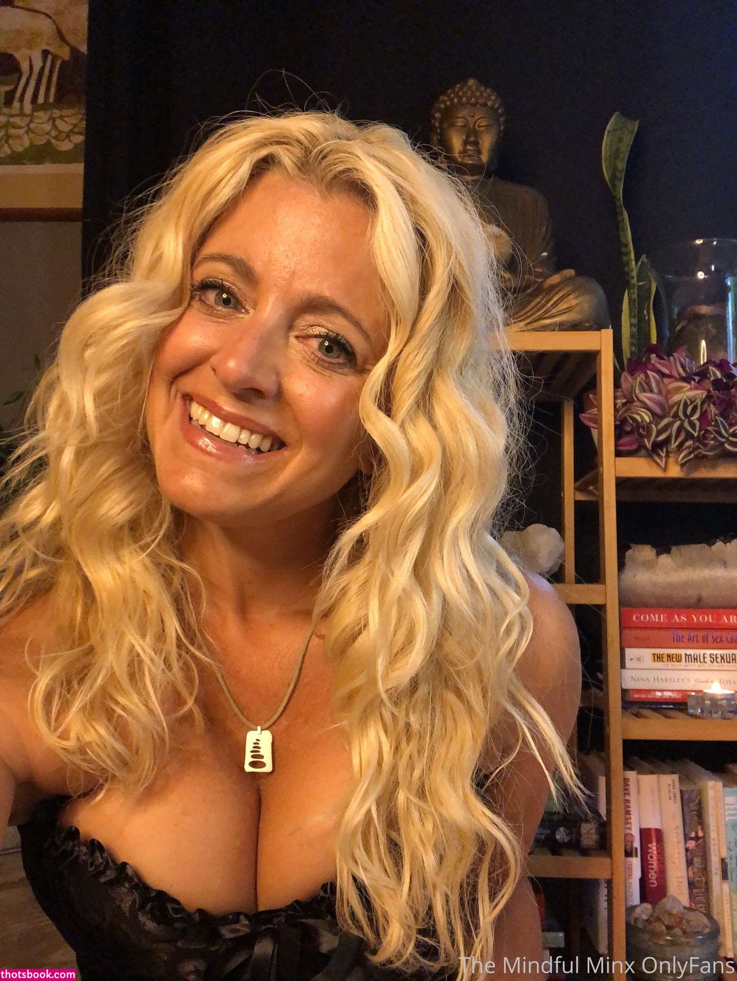 Sarah Valentine Photo #27