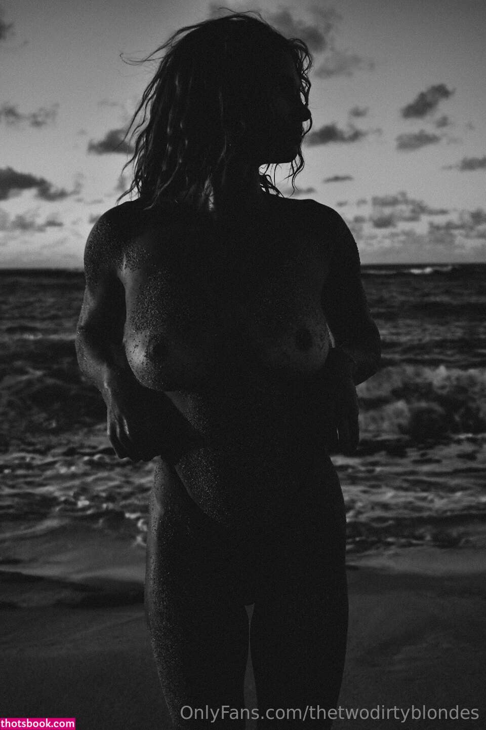 thetwodirtyblondes Photo #2