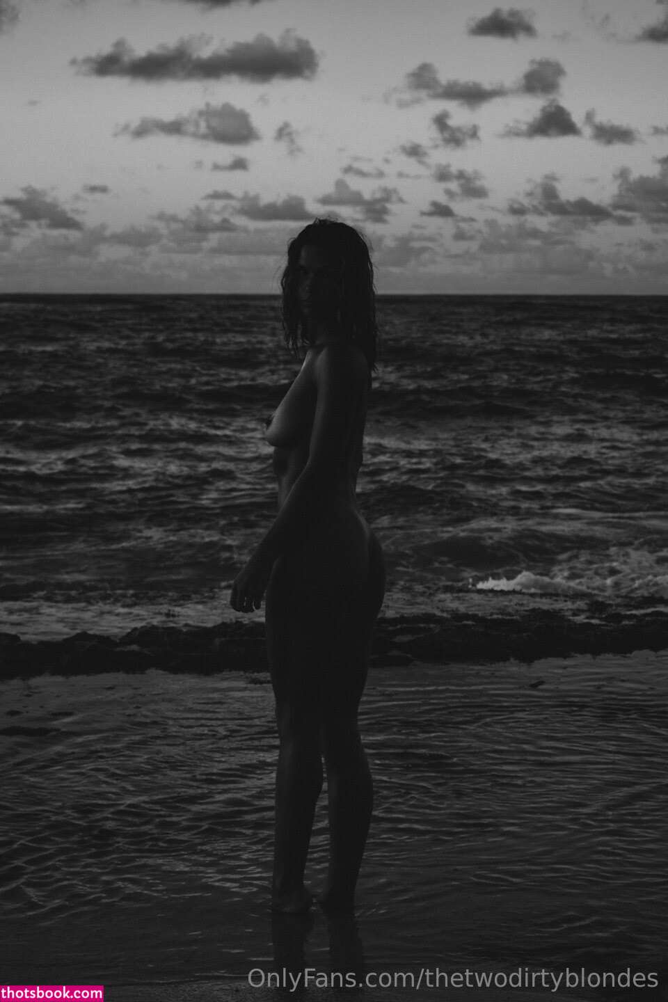 thetwodirtyblondes Photo #12