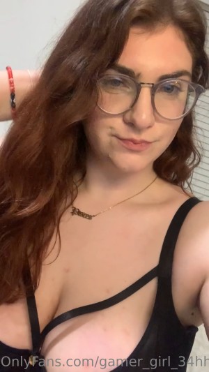 34hhgamergirlhannah Video #18