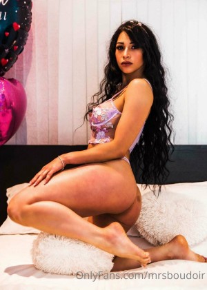 Ruth Medina Photo #98