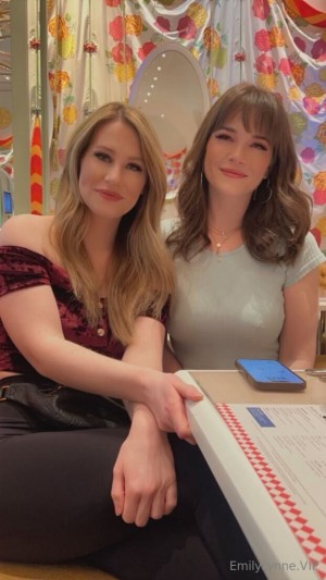 Emily Lynne Photo #618