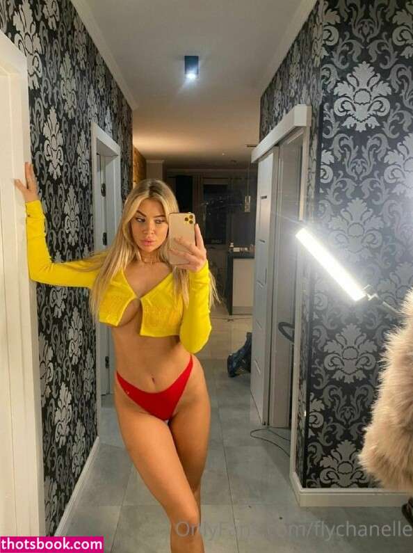 Adrianna Sledz Photo #18