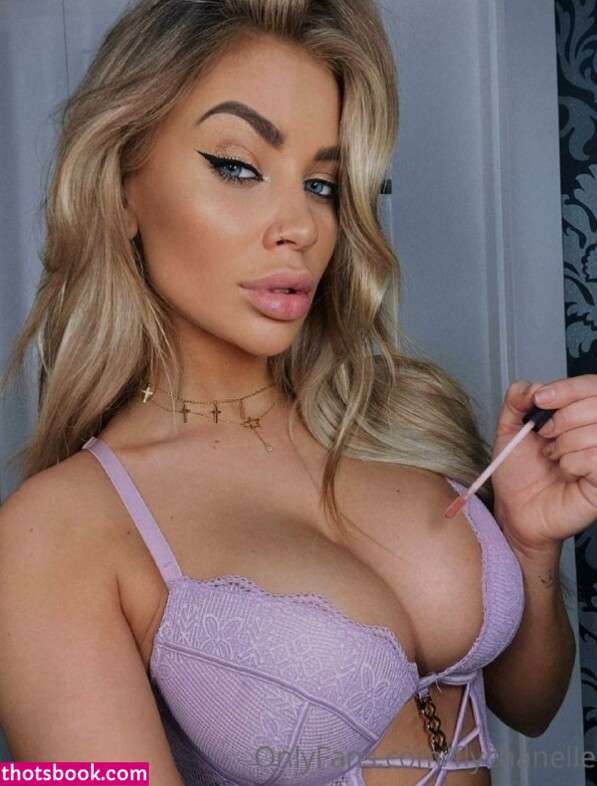 Adrianna Sledz Photo #23