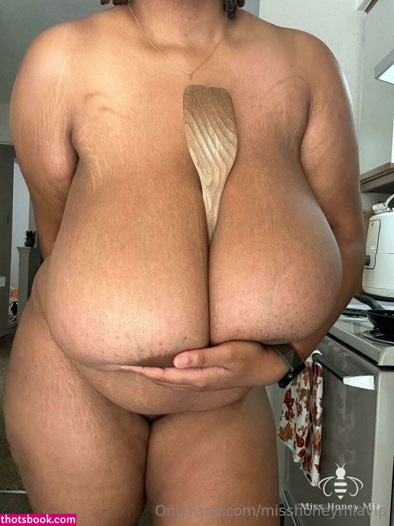 misshoneymia Photo #26