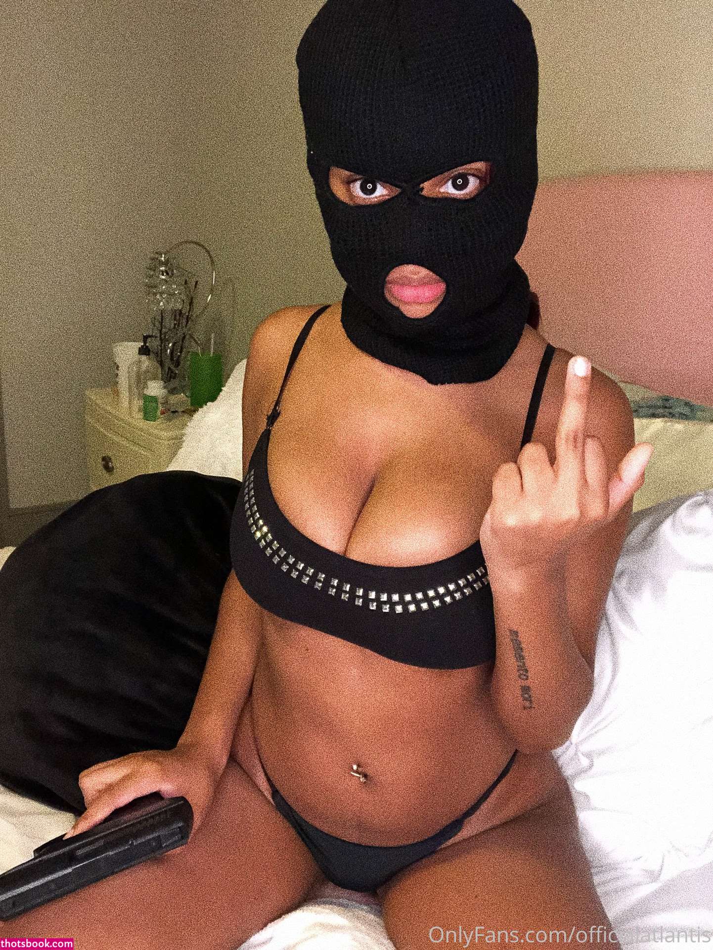 shesatlantis Photo #17