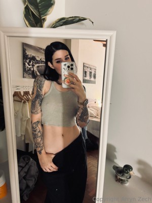 Arryn Zech Photo #641