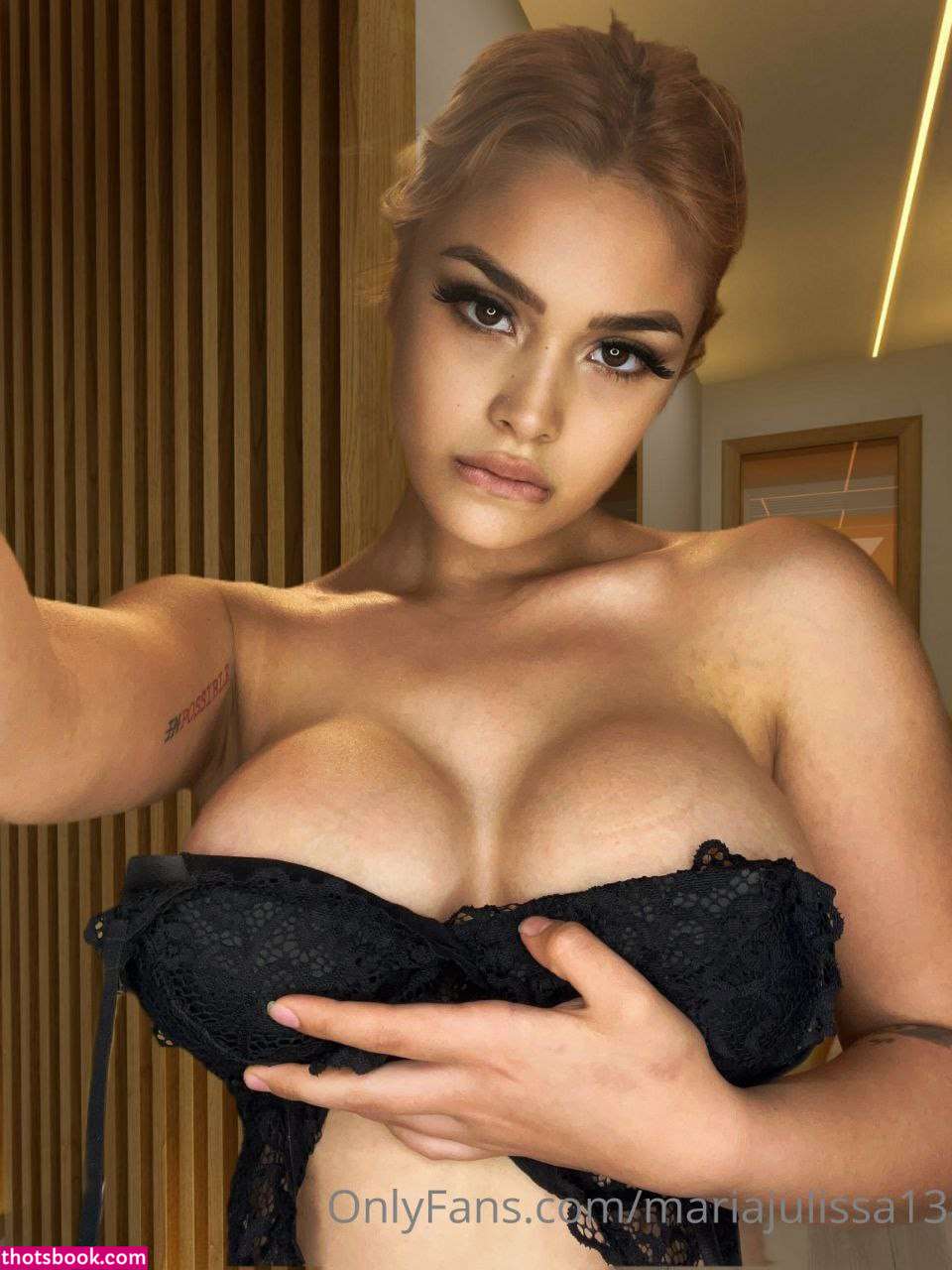 Maria Julissa Photo #96