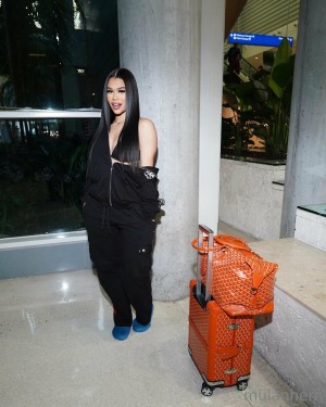 Mulan Hernandez Photo #16