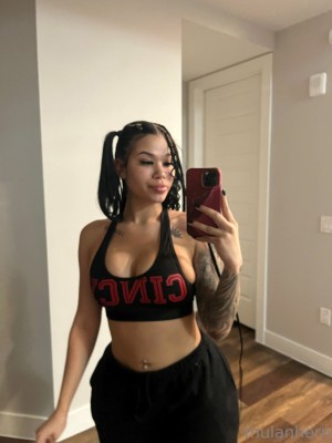 Mulan Hernandez Photo #17