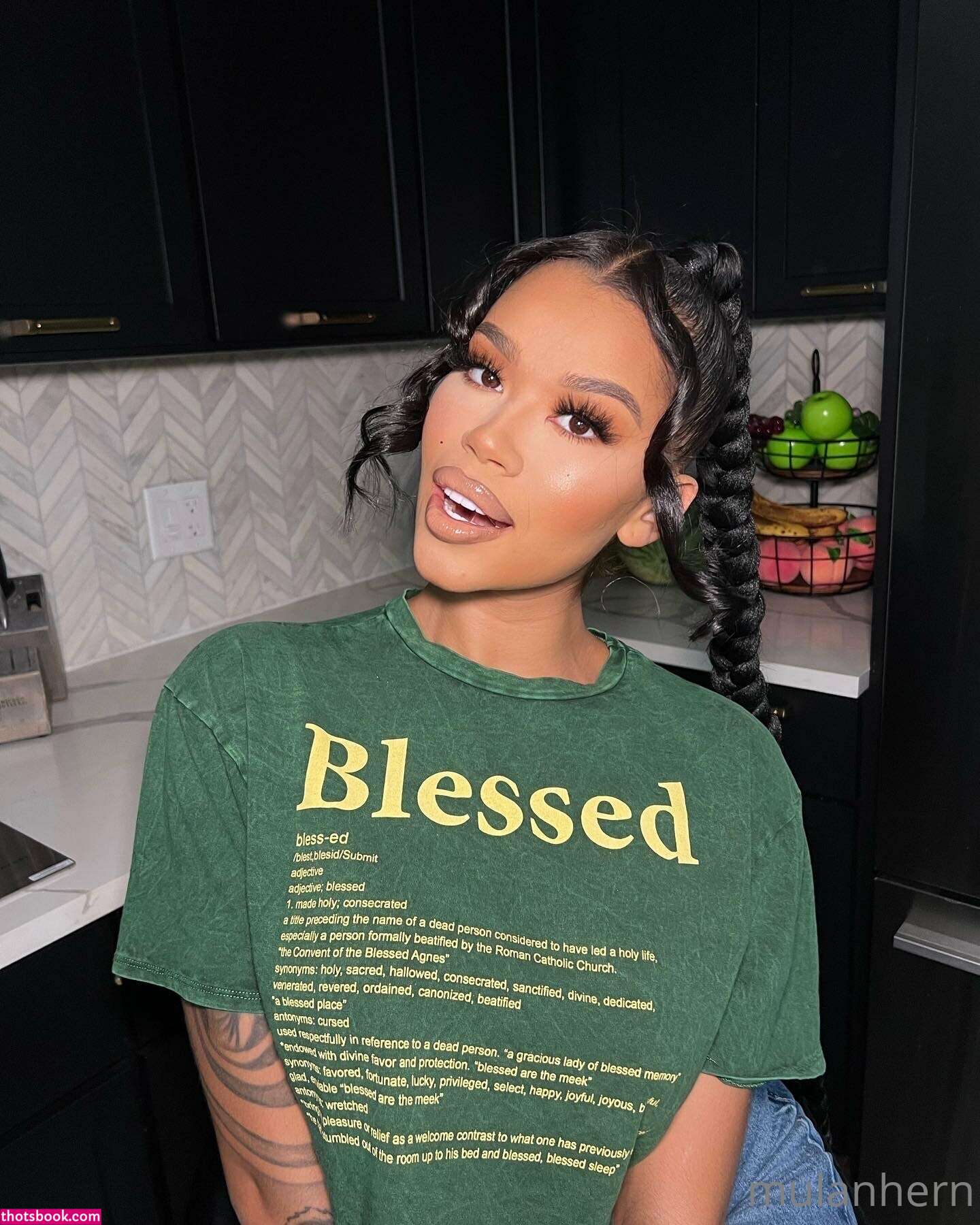 Mulan Hernandez Photo #45