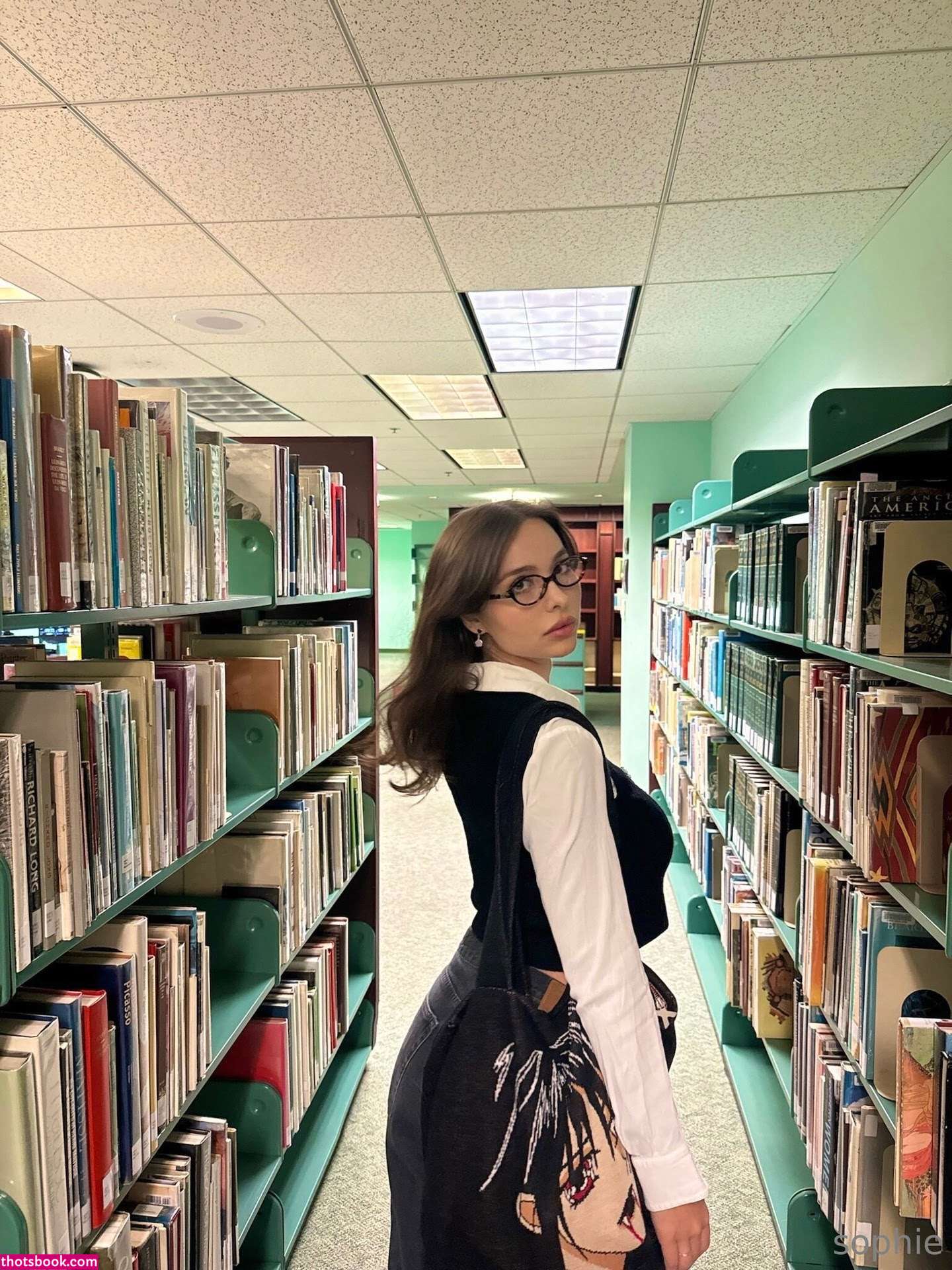 Sophie Mudd Photo #1063