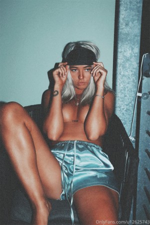 Faith Irving Photo #45