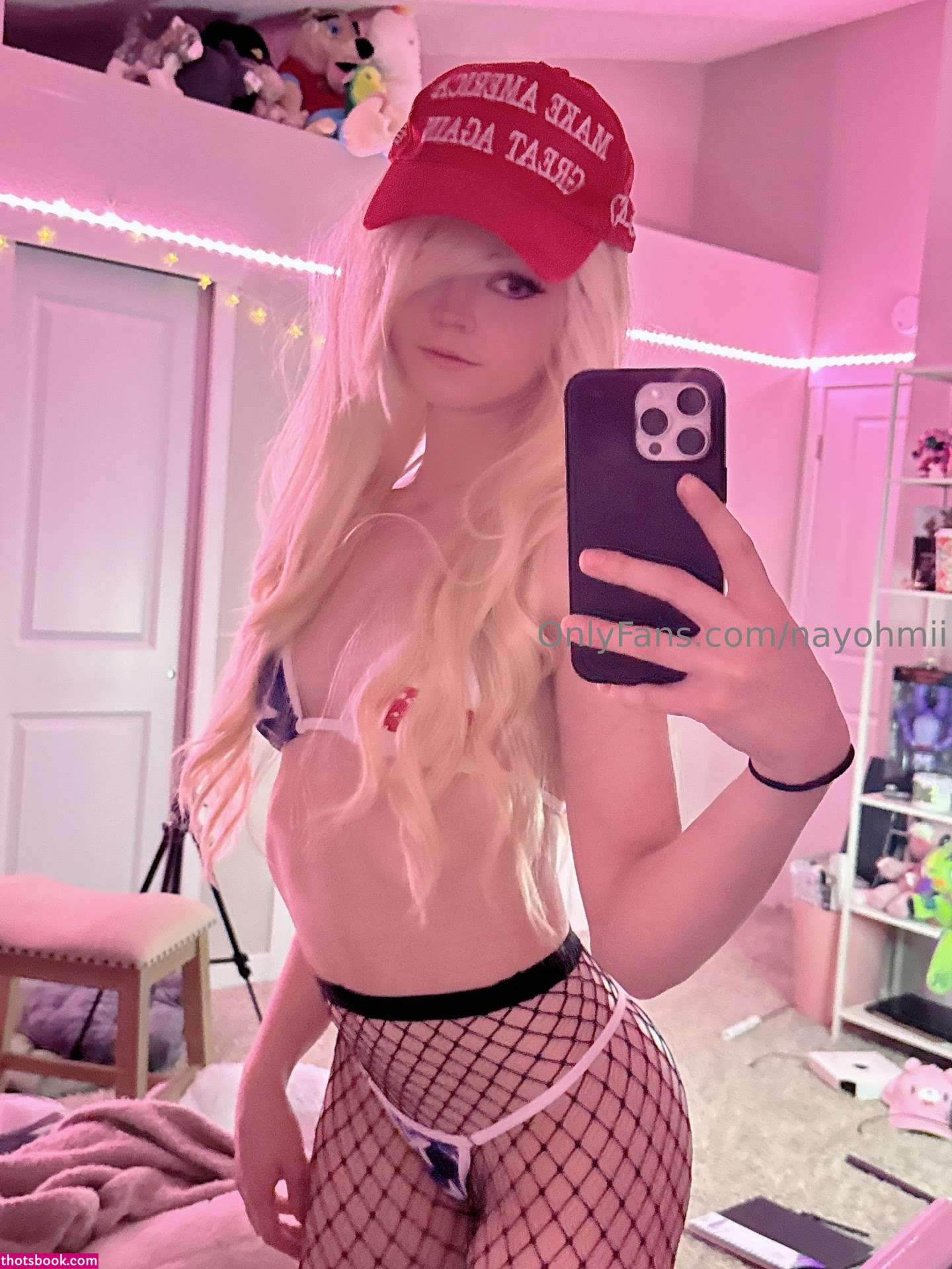 Strawbeariemilkk Photo #198