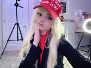 Strawbeariemilkk Photo #191