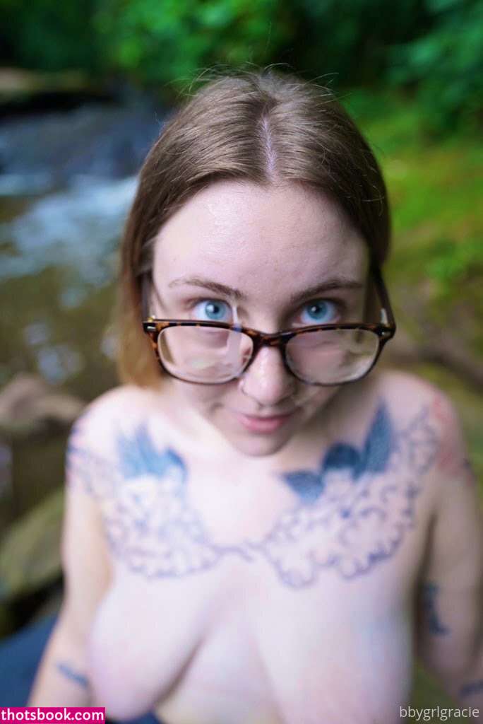 Graciesquirts Photo #18