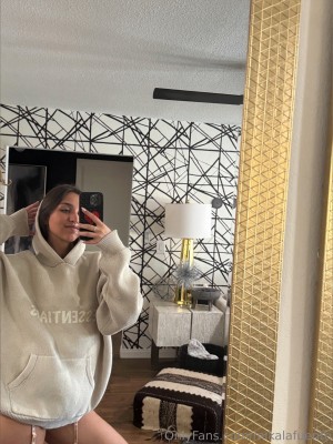 Mikaela Lafuente Post #137