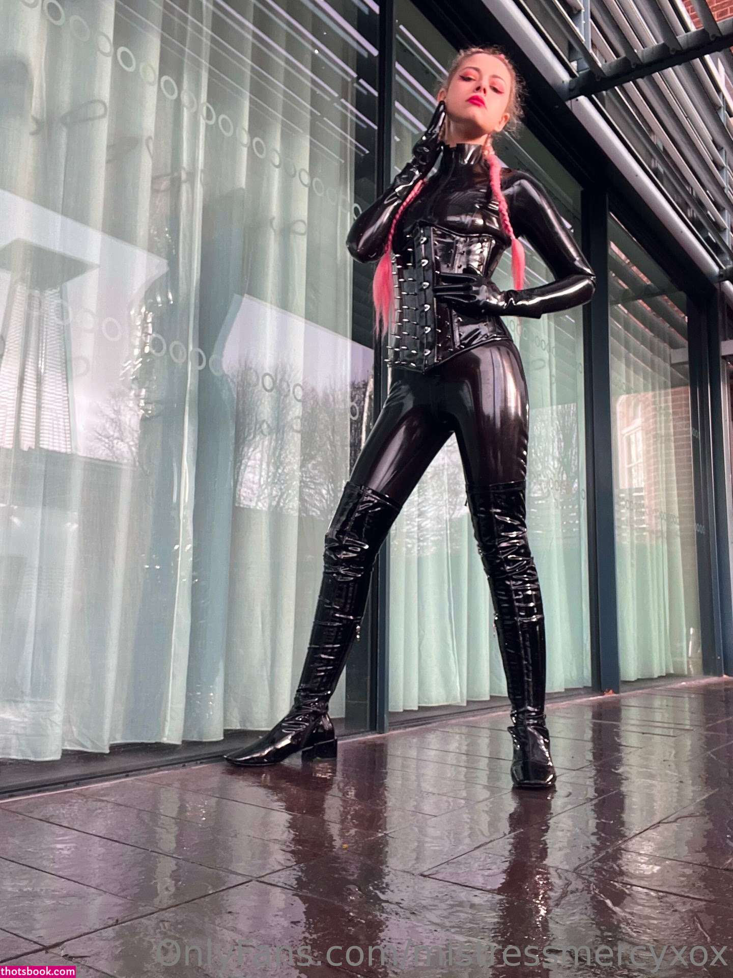 mistressmercyxox Photo #210