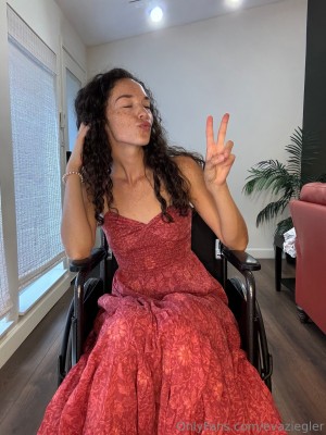 Eva Ziegler Photo #16