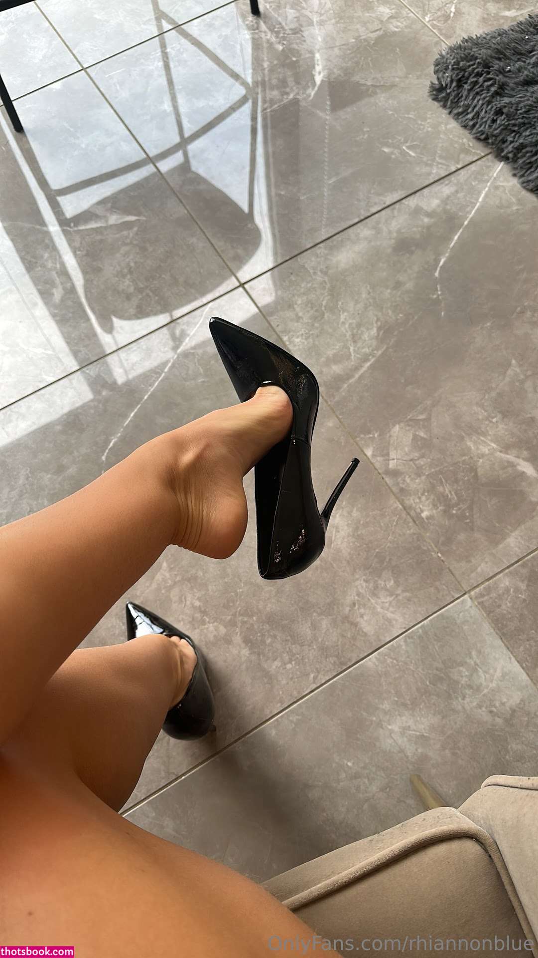 Rhiannon Blue Photo #759