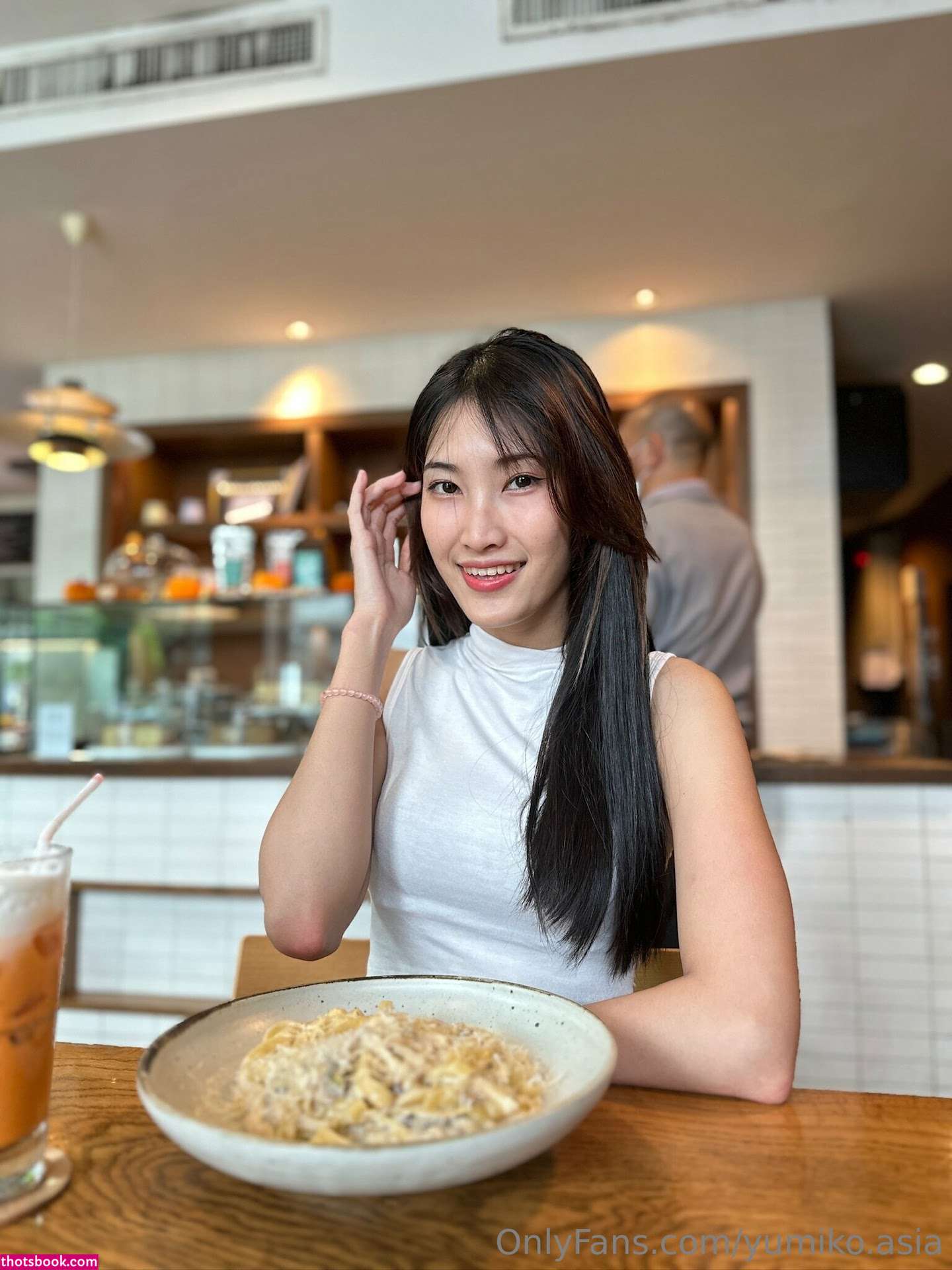 Yumiko Izumi Photo #25