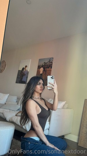 sofianextdoor Photo #19