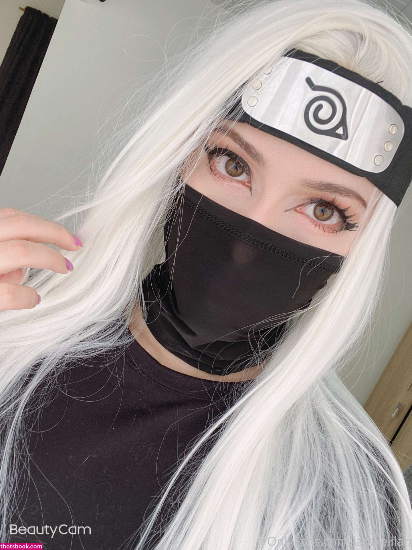 Laura Maya Photo #102