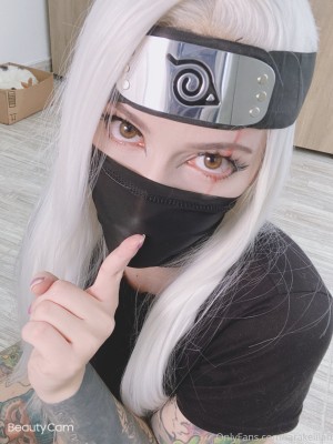 Laura Maya Photo #97