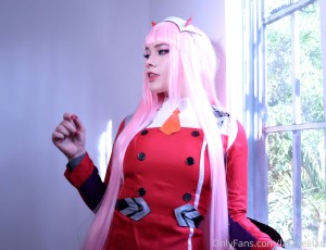 Laura Maya Photo #124