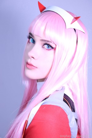 Laura Maya Photo #175