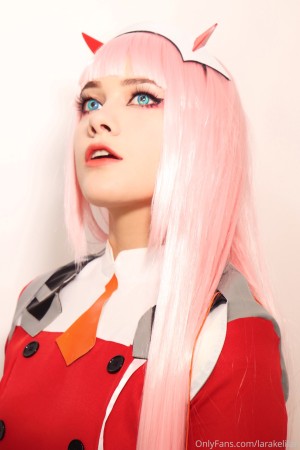 Laura Maya Photo #180