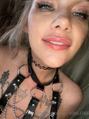 nicolethedirttracktrophygirl Photo #31