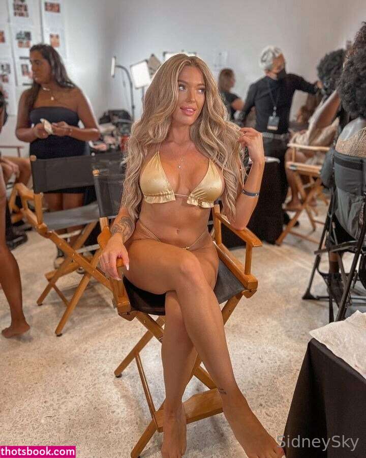 Sidney Sky Photo #12