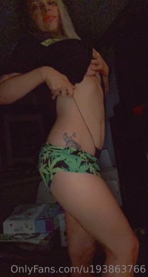 nicolethedirttracktrophygirl Photo #114