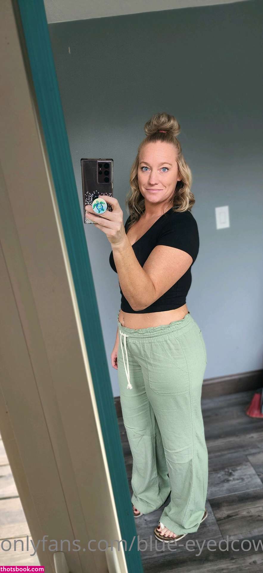 Blue eyedcowgirl Photo #7