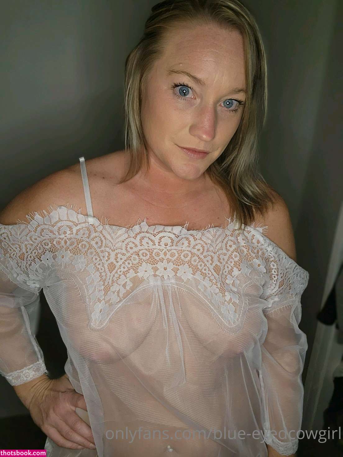 Blue eyedcowgirl Photo #17