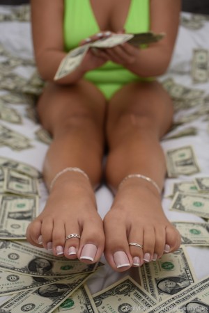 Eyecandytoes Photo #42