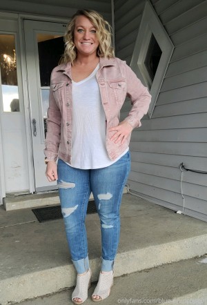 Blue eyedcowgirl Photo #53