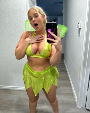 Krissykummins Photo #25