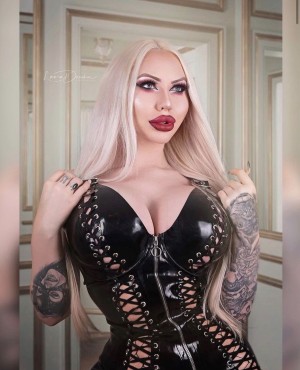 Jessie Jensen Photo #15