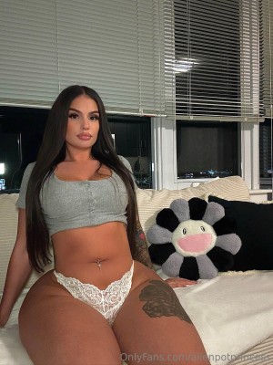 Alienpotprincess Photo #18