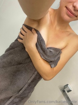 Katesteele99 Photo #20